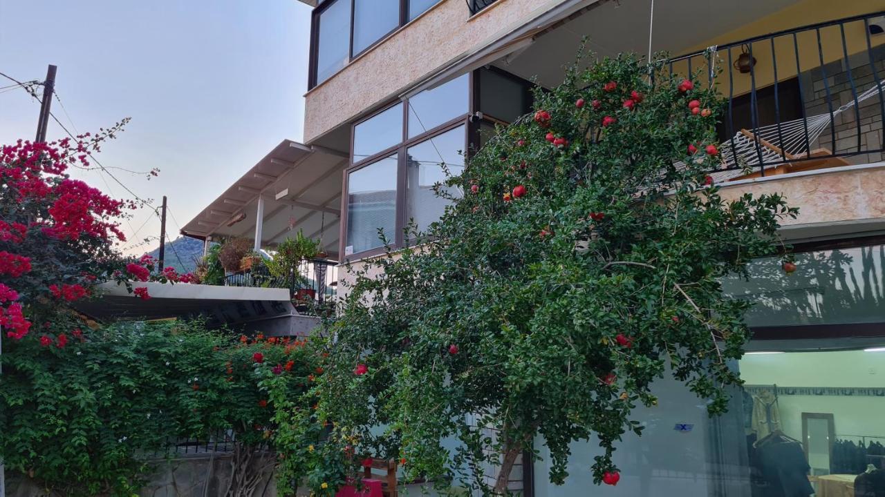 Villa George - Family Holidays เนอามากรี ภายนอก รูปภาพ