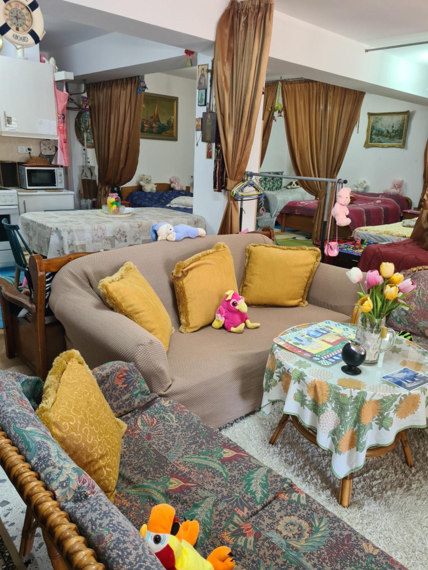 Villa George - Family Holidays เนอามากรี ภายนอก รูปภาพ