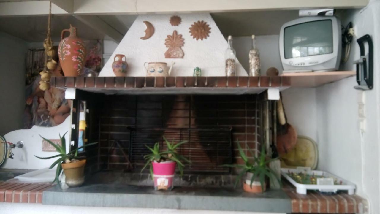 Villa George - Family Holidays เนอามากรี ภายนอก รูปภาพ